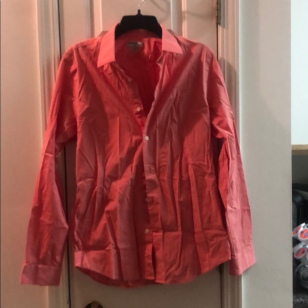 Express button down